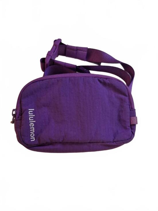 lululemon athletica Handbags - Lululemon Everywhere Belt Bag